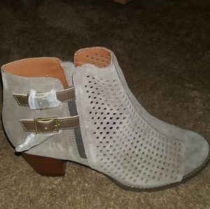 NWOT Peep Toe Ankle Boots